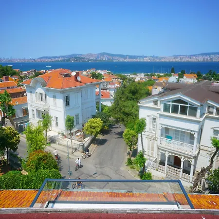 Palm Bueyuekada Ξενοδοχείο