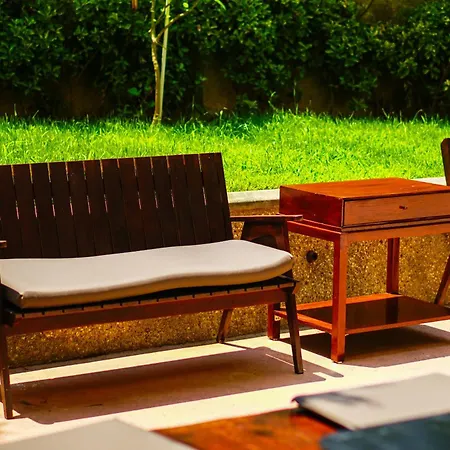 מלון Palm Bueyuekada