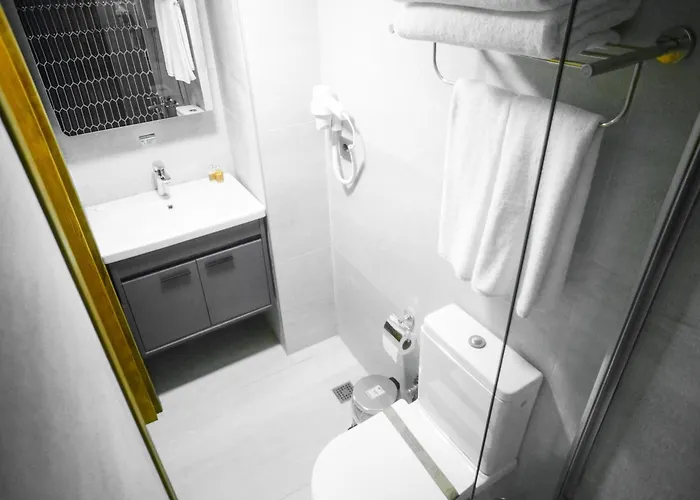 Palm Bueyuekada Hotel