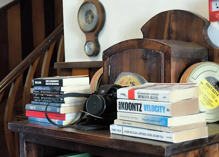 Palm Bueyuekada Hotel *