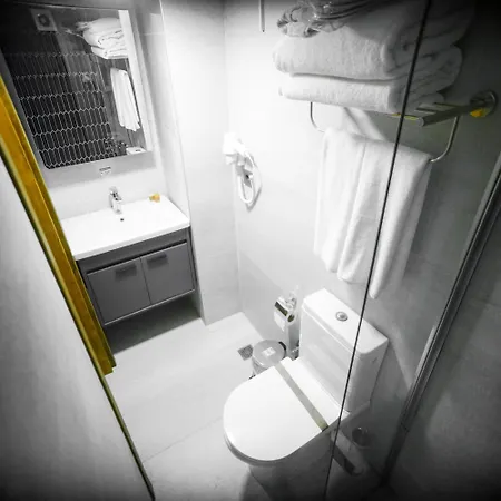 Palm Bueyuekada 호텔