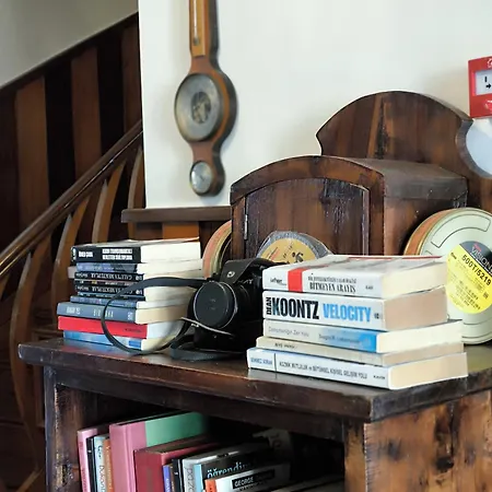 Palm Bueyuekada 호텔 *