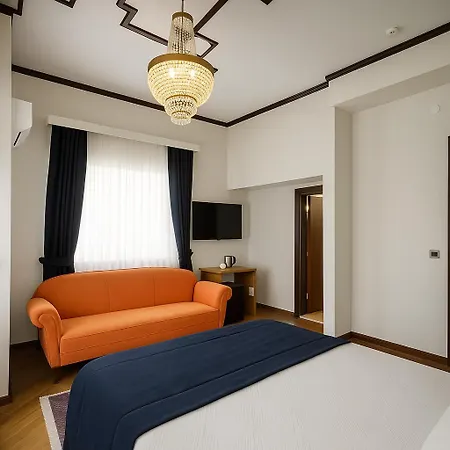 Palm Bueyuekada Hotel *